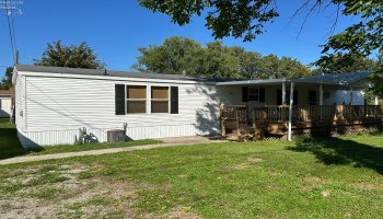 200 Ontario Street, LaCarne, 43439, 2 Bedroom Bedrooms, ,2 BathroomBathrooms,Residential,For Sale,Ontario,20263971