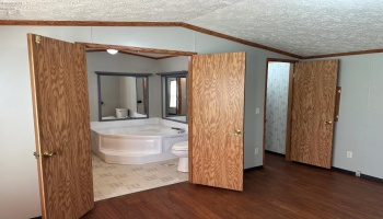 200 Ontario Street, LaCarne, 43439, 2 Bedroom Bedrooms, ,2 BathroomBathrooms,Residential,For Sale,Ontario,20263971