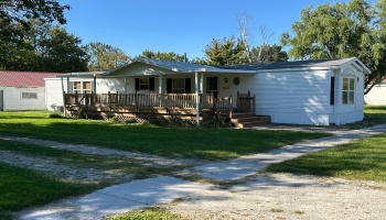 200 Ontario Street, LaCarne, 43439, 2 Bedroom Bedrooms, ,2 BathroomBathrooms,Residential,For Sale,Ontario,20263971