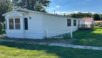 200 Ontario Street, LaCarne, 43439, 2 Bedroom Bedrooms, ,2 BathroomBathrooms,Residential,For Sale,Ontario,20263971