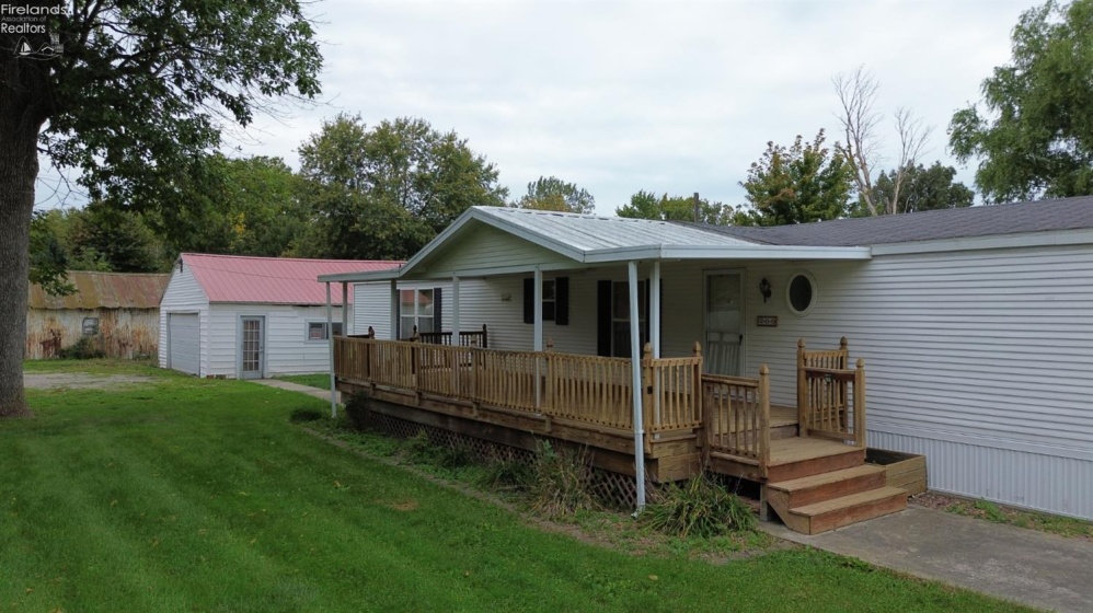 200 Ontario Street, LaCarne, 43439, 2 Bedroom Bedrooms, ,2 BathroomBathrooms,Residential,For Sale,Ontario,20263971