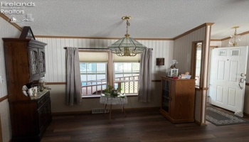 60 N SR 101, Tiffin, 44883, 3 Bedroom Bedrooms, ,2 BathroomBathrooms,Residential,For Sale,N SR 101,20263964