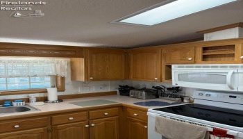 60 N SR 101, Tiffin, 44883, 3 Bedroom Bedrooms, ,2 BathroomBathrooms,Residential,For Sale,N SR 101,20263964