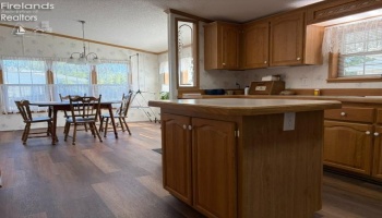 60 N SR 101, Tiffin, 44883, 3 Bedroom Bedrooms, ,2 BathroomBathrooms,Residential,For Sale,N SR 101,20263964