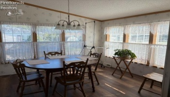 60 N SR 101, Tiffin, 44883, 3 Bedroom Bedrooms, ,2 BathroomBathrooms,Residential,For Sale,N SR 101,20263964