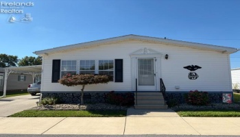 60 N SR 101, Tiffin, 44883, 3 Bedroom Bedrooms, ,2 BathroomBathrooms,Residential,For Sale,N SR 101,20263964