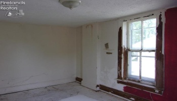 225 South Street, Fostoria, 44830, 4 Bedroom Bedrooms, ,2 BathroomBathrooms,Residential,For Sale,South,20263978