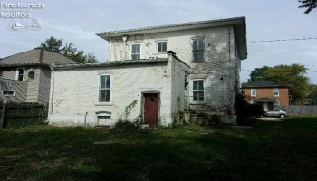 225 South Street, Fostoria, 44830, 4 Bedroom Bedrooms, ,2 BathroomBathrooms,Residential,For Sale,South,20263978