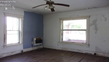 225 South Street, Fostoria, 44830, 4 Bedroom Bedrooms, ,2 BathroomBathrooms,Residential,For Sale,South,20263978