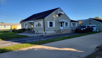1918 Wade Boulevard, Sandusky, 44870, 3 Bedroom Bedrooms, ,1 BathroomBathrooms,Residential,For Sale,Wade,20263951 1918 Wade Boulevard, Sandusky, 44870, 3 Bedroom Bedrooms, ,1 BathroomBathrooms,Residential,For Sale,Wade,20263951