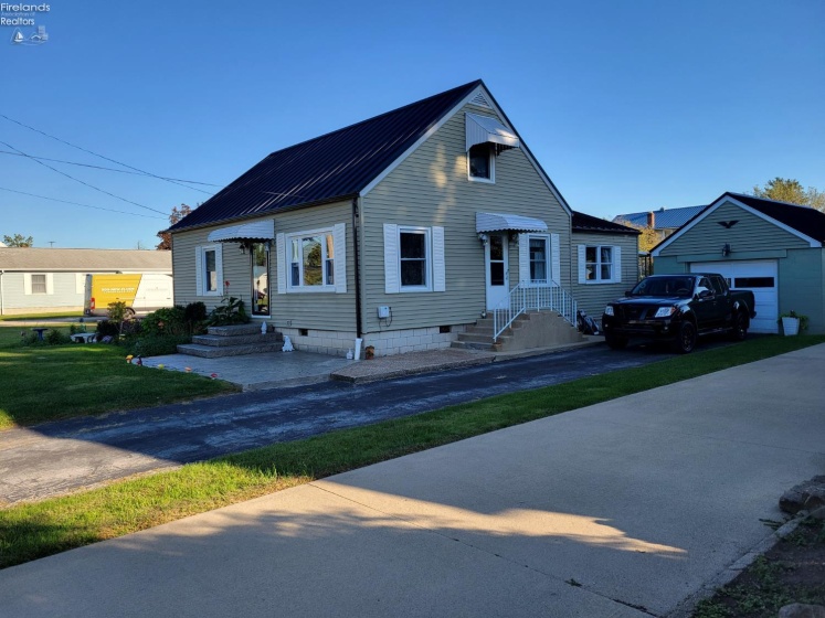 1918 Wade Boulevard, Sandusky, 44870, 3 Bedroom Bedrooms, ,1 BathroomBathrooms,Residential,For Sale,Wade,20263951