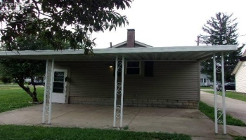 516 Miller Avenue, Fostoria, 44830, 2 Bedroom Bedrooms, ,1 BathroomBathrooms,Residential,For Sale,Miller,20263981