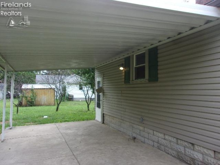 516 Miller Avenue, Fostoria, 44830, 2 Bedroom Bedrooms, ,1 BathroomBathrooms,Residential,For Sale,Miller,20263981
