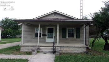516 Miller Avenue, Fostoria, 44830, 2 Bedroom Bedrooms, ,1 BathroomBathrooms,Residential,For Sale,Miller,20263981