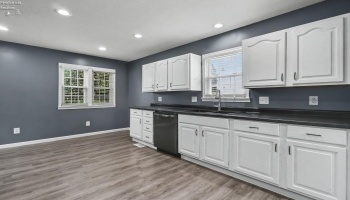 422 Northwest St, Bellevue, 44811, 3 Bedroom Bedrooms, ,2 BathroomBathrooms,Residential,For Sale,Northwest St,20263984