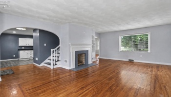 422 Northwest St, Bellevue, 44811, 3 Bedroom Bedrooms, ,2 BathroomBathrooms,Residential,For Sale,Northwest St,20263984