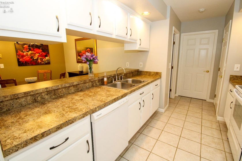 4905 Waterberry Drive, Huron, 44839, 2 Bedroom Bedrooms, ,2 BathroomBathrooms,Residential,For Sale,Waterberry,20263798