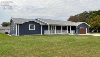 1705 Hayes Avenue, Fremont, 43420, 2 Bedroom Bedrooms, ,2 BathroomBathrooms,Residential,For Sale,Hayes,20264033