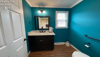 1705 Hayes Avenue, Fremont, 43420, 2 Bedroom Bedrooms, ,2 BathroomBathrooms,Residential,For Sale,Hayes,20264033