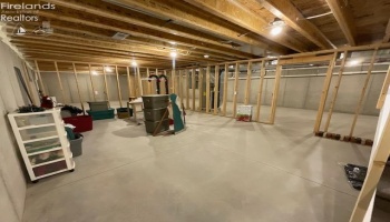 1705 Hayes Avenue, Fremont, 43420, 2 Bedroom Bedrooms, ,2 BathroomBathrooms,Residential,For Sale,Hayes,20264033