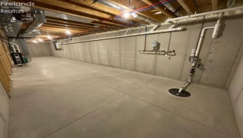 1705 Hayes Avenue, Fremont, 43420, 2 Bedroom Bedrooms, ,2 BathroomBathrooms,Residential,For Sale,Hayes,20264033