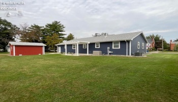 1705 Hayes Avenue, Fremont, 43420, 2 Bedroom Bedrooms, ,2 BathroomBathrooms,Residential,For Sale,Hayes,20264033