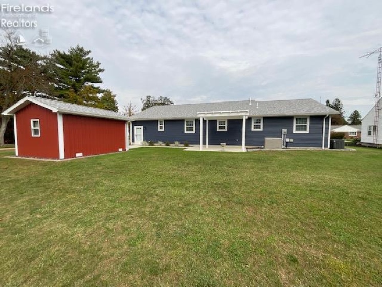 1705 Hayes Avenue, Fremont, 43420, 2 Bedroom Bedrooms, ,2 BathroomBathrooms,Residential,For Sale,Hayes,20264033