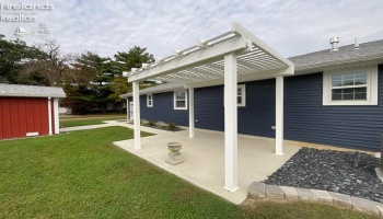 1705 Hayes Avenue, Fremont, 43420, 2 Bedroom Bedrooms, ,2 BathroomBathrooms,Residential,For Sale,Hayes,20264033