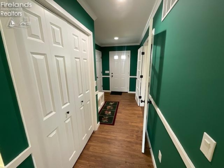 1705 Hayes Avenue, Fremont, 43420, 2 Bedroom Bedrooms, ,2 BathroomBathrooms,Residential,For Sale,Hayes,20264033