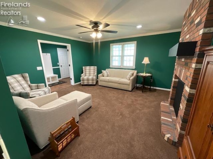 1705 Hayes Avenue, Fremont, 43420, 2 Bedroom Bedrooms, ,2 BathroomBathrooms,Residential,For Sale,Hayes,20264033