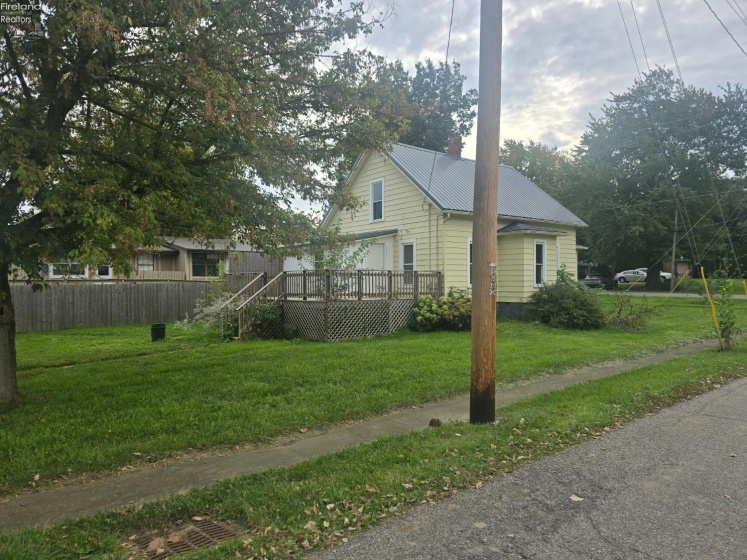113 3rd Street, New London, 44851, 3 Bedroom Bedrooms, ,2 BathroomBathrooms,Residential,For Sale,3rd,20264034