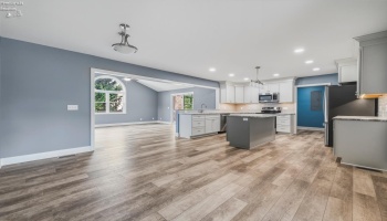 2124 Roselawn Drive, Fremont, 43420, 3 Bedroom Bedrooms, ,3 BathroomBathrooms,Residential,For Sale,Roselawn,20263794