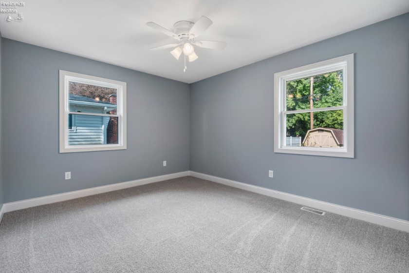 2124 Roselawn Drive, Fremont, 43420, 3 Bedroom Bedrooms, ,3 BathroomBathrooms,Residential,For Sale,Roselawn,20263794
