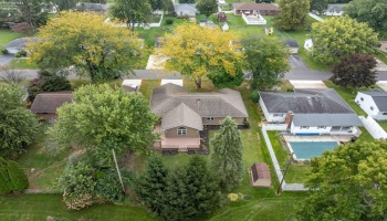 2124 Roselawn Drive, Fremont, 43420, 3 Bedroom Bedrooms, ,3 BathroomBathrooms,Residential,For Sale,Roselawn,20263794