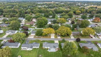 2124 Roselawn Drive, Fremont, 43420, 3 Bedroom Bedrooms, ,3 BathroomBathrooms,Residential,For Sale,Roselawn,20263794