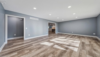 2124 Roselawn Drive, Fremont, 43420, 3 Bedroom Bedrooms, ,3 BathroomBathrooms,Residential,For Sale,Roselawn,20263794