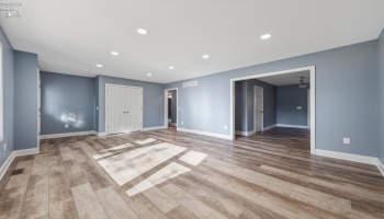 2124 Roselawn Drive, Fremont, 43420, 3 Bedroom Bedrooms, ,3 BathroomBathrooms,Residential,For Sale,Roselawn,20263794