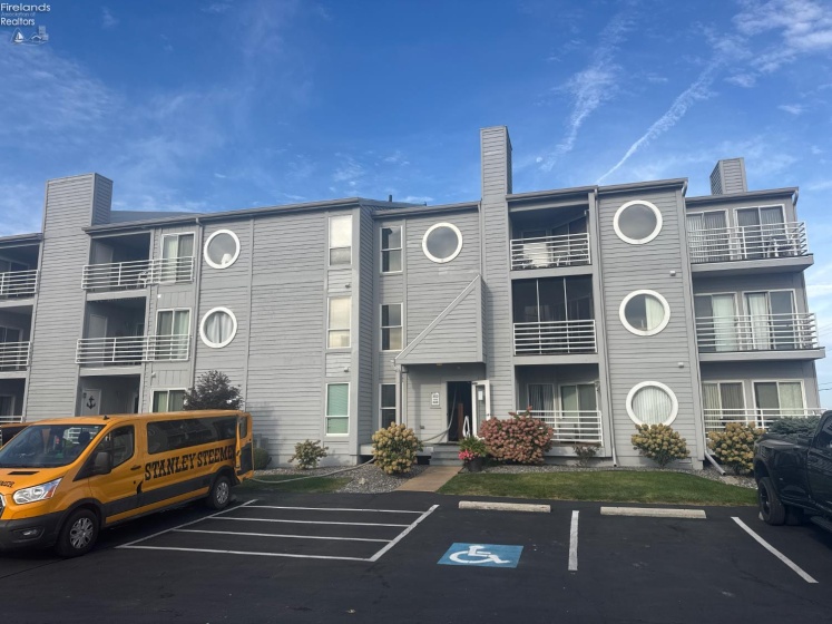 328 Clinton Reef Drive, Port Clinton, 43452, 2 Bedroom Bedrooms, ,2 BathroomBathrooms,Residential,For Sale,Clinton Reef,20263968