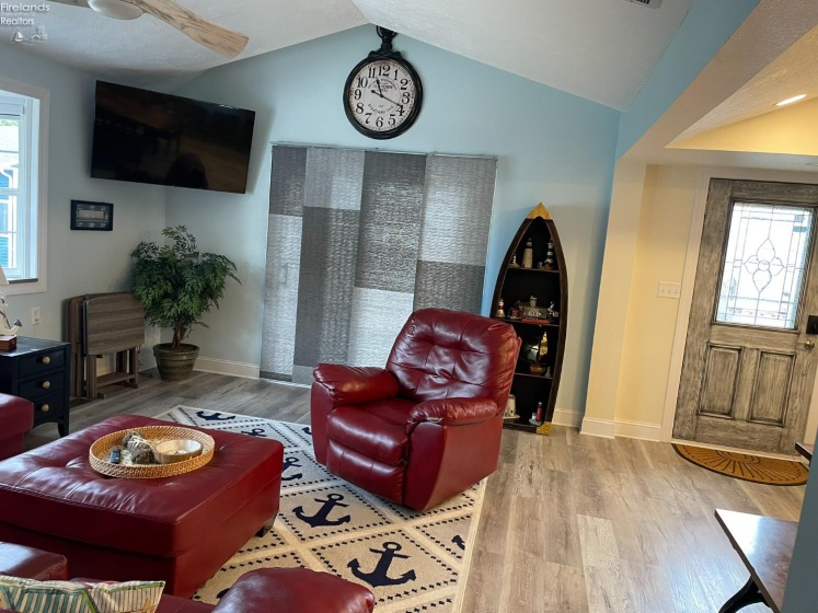 1871 Locust Street, Port Clinton, 43452, 3 Bedroom Bedrooms, ,2 BathroomBathrooms,Residential,For Sale,Locust,20264028