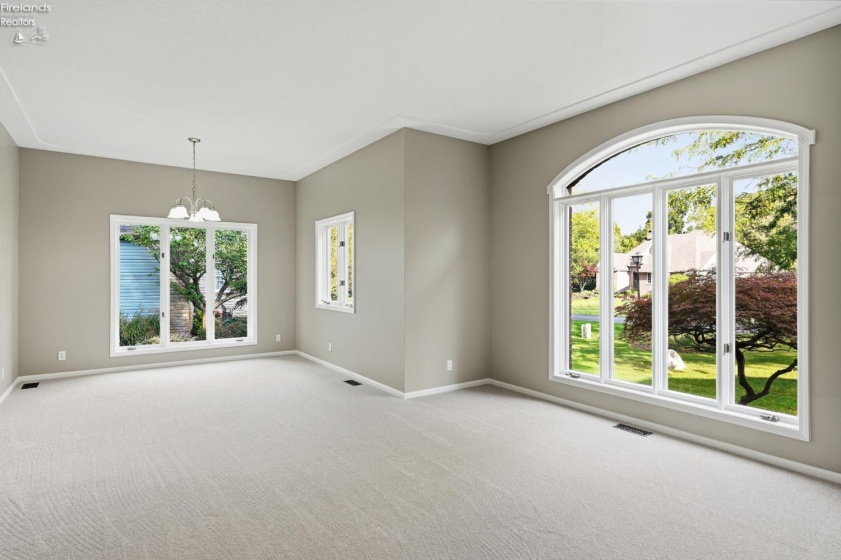 4165 Laurel Ridge Drive, Port Clinton, 43452, 4 Bedroom Bedrooms, ,3 BathroomBathrooms,Residential,For Sale,Laurel Ridge,20264037