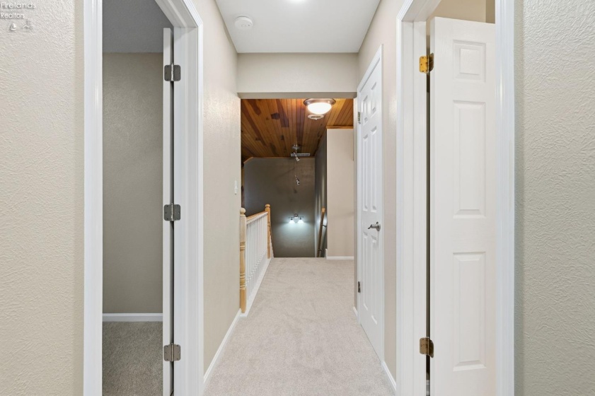 4165 Laurel Ridge Drive, Port Clinton, 43452, 4 Bedroom Bedrooms, ,3 BathroomBathrooms,Residential,For Sale,Laurel Ridge,20264037