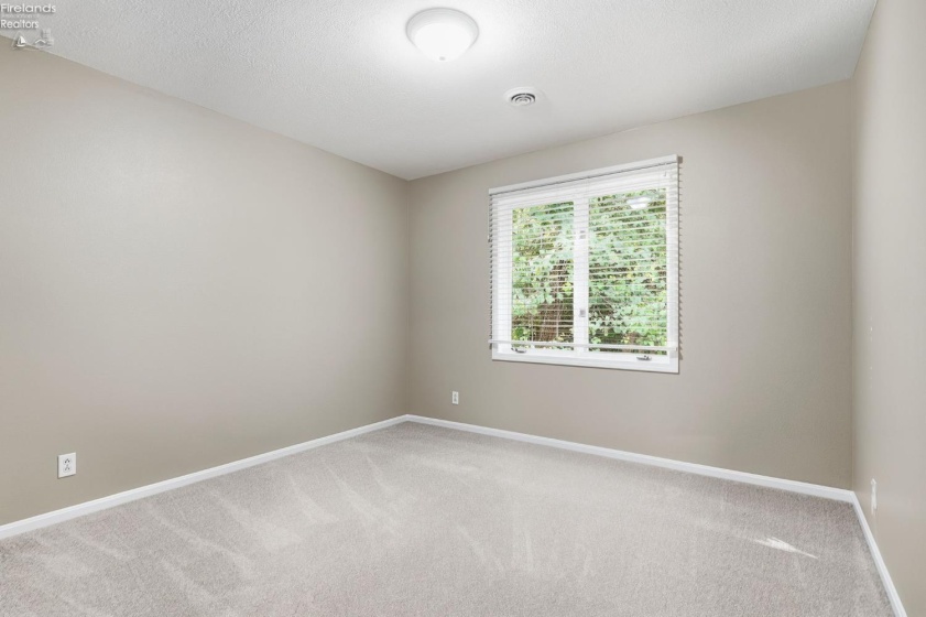 4165 Laurel Ridge Drive, Port Clinton, 43452, 4 Bedroom Bedrooms, ,3 BathroomBathrooms,Residential,For Sale,Laurel Ridge,20264037