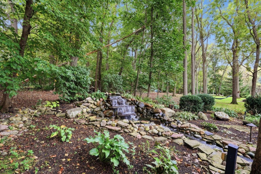 4165 Laurel Ridge Drive, Port Clinton, 43452, 4 Bedroom Bedrooms, ,3 BathroomBathrooms,Residential,For Sale,Laurel Ridge,20264037