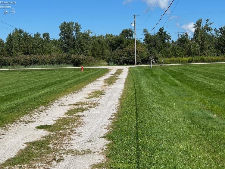 8840 Genzman Road, Oak Harbor, 43449, 3 Bedroom Bedrooms, ,2 BathroomBathrooms,Residential,For Sale,Genzman,20263516