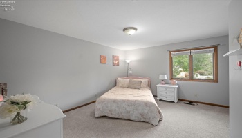 3903 Deerpath Drive, Sandusky, 44870, 5 Bedroom Bedrooms, ,4 BathroomBathrooms,Residential,For Sale,Deerpath Drive,20263970