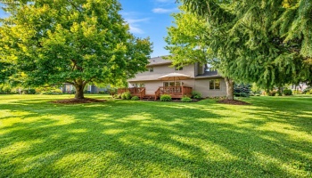 3903 Deerpath Drive, Sandusky, 44870, 5 Bedroom Bedrooms, ,4 BathroomBathrooms,Residential,For Sale,Deerpath Drive,20263970
