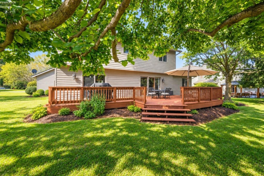 3903 Deerpath Drive, Sandusky, 44870, 5 Bedroom Bedrooms, ,4 BathroomBathrooms,Residential,For Sale,Deerpath Drive,20263970