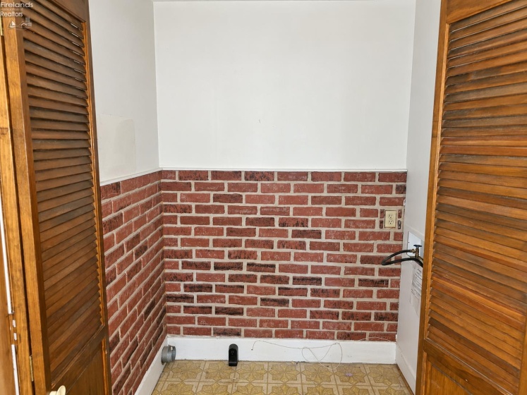 1506 McKinley Street, Sandusky, 44870, 2 Bedroom Bedrooms, ,2 BathroomBathrooms,Residential,For Sale,McKinley,20264039