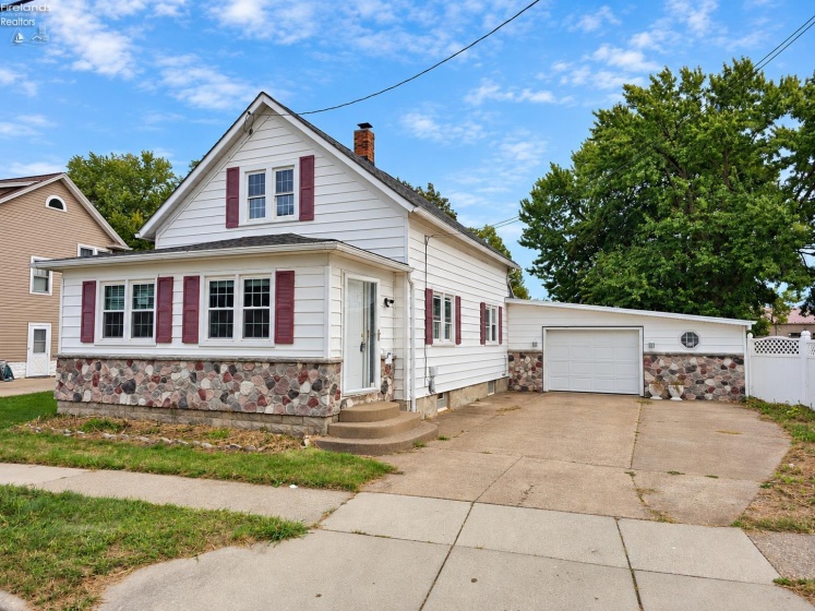 1506 McKinley Street, Sandusky, 44870, 2 Bedroom Bedrooms, ,2 BathroomBathrooms,Residential,For Sale,McKinley,20264039