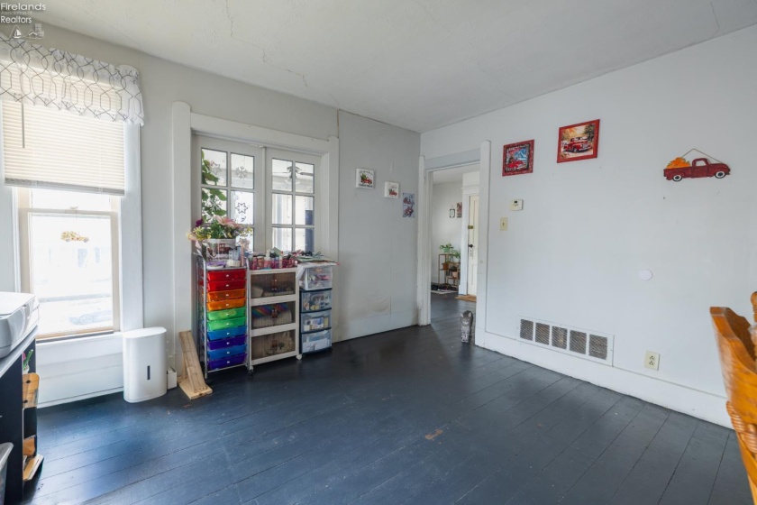 407 Northwest Street, Bellevue, 44811, ,Multiple Units,For Sale,Northwest,20263887